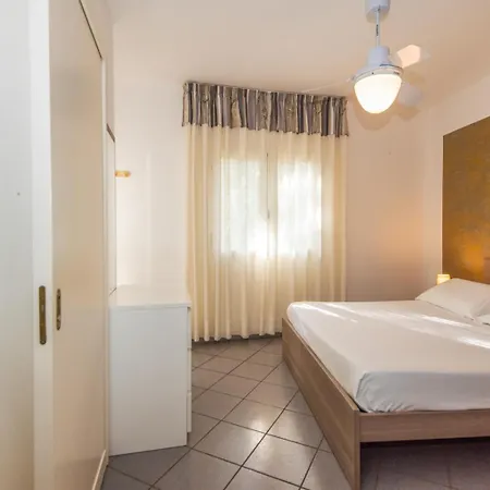 Resort Riva Degli Etruschi San Vincenzo Room photo