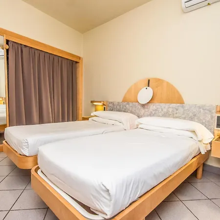 Resort Riva Degli Etruschi San Vincenzo Room photo