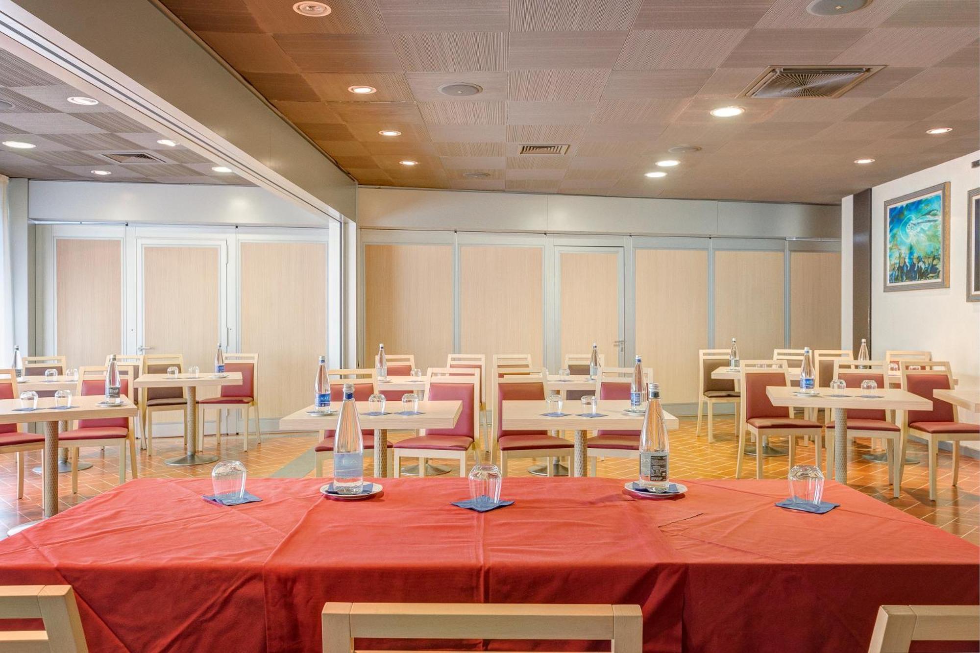 Riva Degli Etruschi Apart-hotel 4*